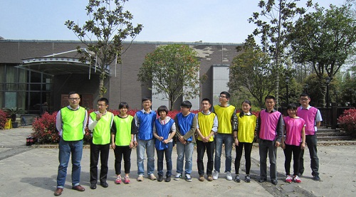 玩彩网“跑挠妆相约尚湖烧烤